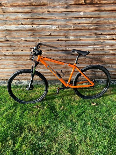 g2 mountain bike
